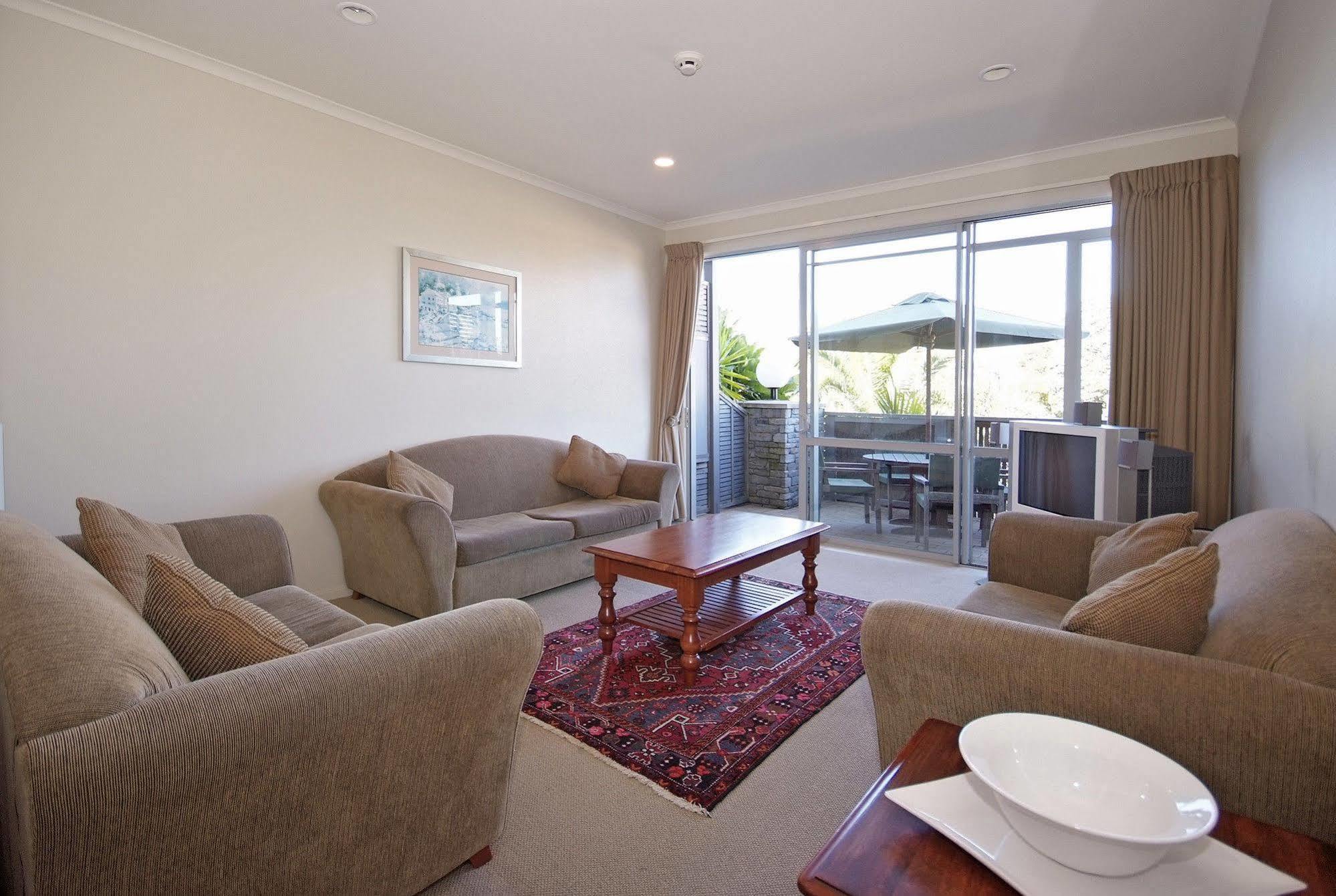 Raumati Sands Resort Paraparaumu Ngoại thất bức ảnh